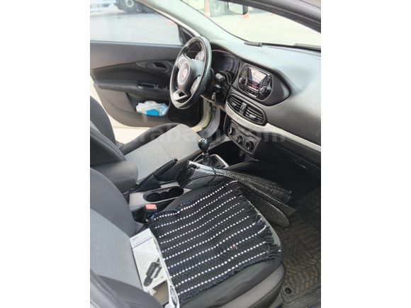 Sahibinden Fiat Egea 1.4 Fire Easy 2018 Model  94.500 km Beyaz