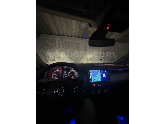Sahibinden Renault Clio 1.0 SCe Joy 2023 Model 