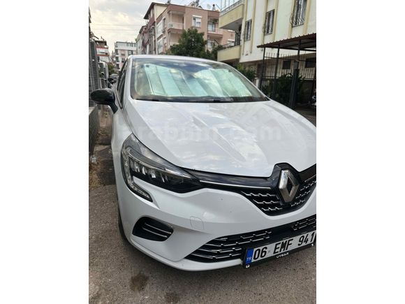 Sahibinden Renault Clio 1.0 SCe Joy 2023 Model 