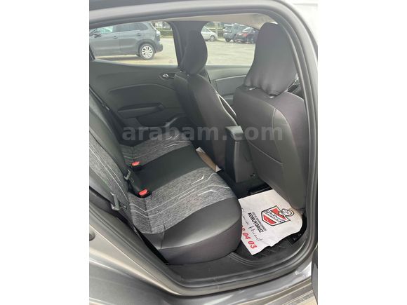 Sahibinden Renault Clio 1.0 TCe Evolution 2025 Model  80 km Füme