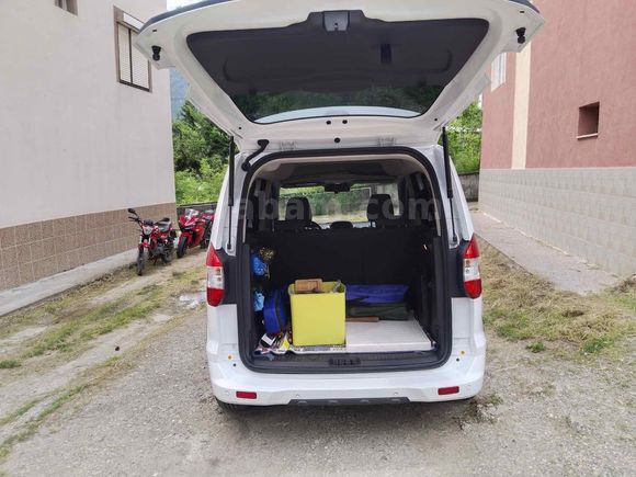 Sahibinden Ford Tourneo Courier 1.5 TDCi Titanium Plus 2022 Model 