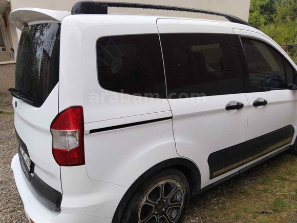 Sahibinden Ford Tourneo Courier 1.5 TDCi Titanium Plus 2022 Model 
