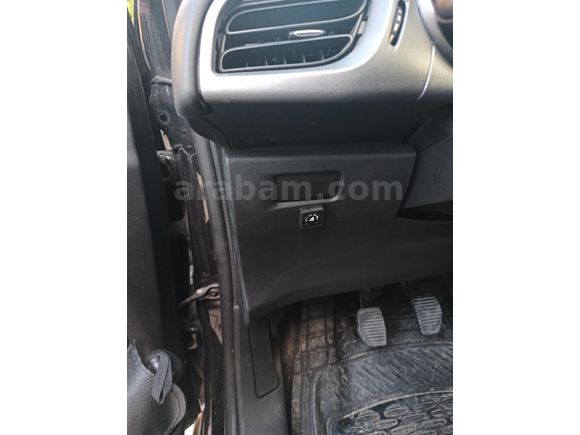 Sahibinden Citroen C3 1.4 Attraction 2011 Model