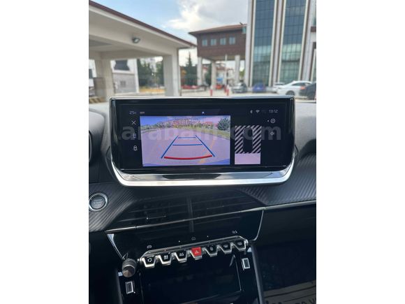 Sahibinden Peugeot 2008 1.2 PureTech Allure 2025 Model 