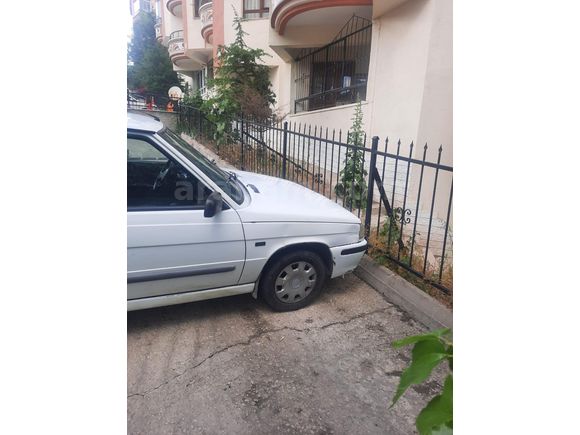 Sahibinden Renault R 9 1.4 Broadway RN 1997 Model