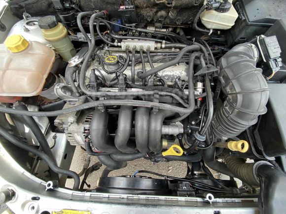 Sahibinden Ford Focus 1.6 Ghia 2001 Model 
