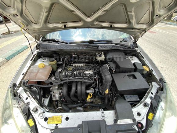 Sahibinden Ford Focus 1.6 Ghia 2001 Model 