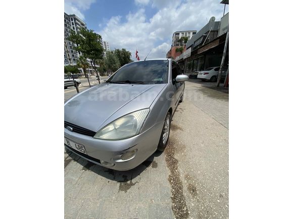 Sahibinden Ford Focus 1.6 Ghia 2001 Model 