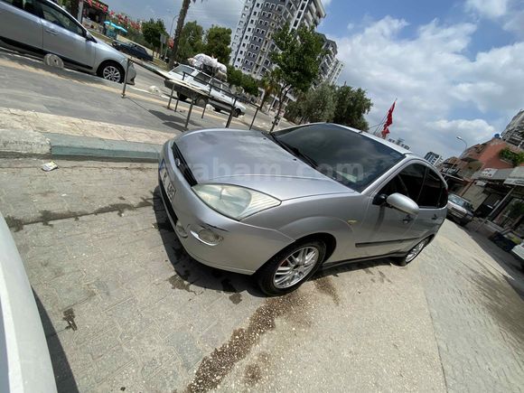 Sahibinden Ford Focus 1.6 Ghia 2001 Model 