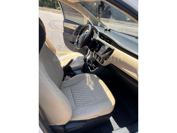 Sahibinden Toyota Corolla 1.33 Life 2017 Model