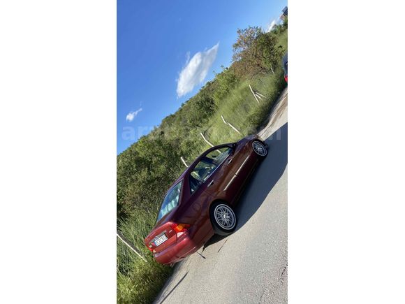 Sahibinden Ford Focus 1.6 Ghia 2000 Model 