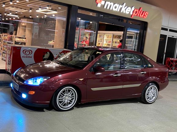 Sahibinden Ford Focus 1.6 Ghia 2000 Model 