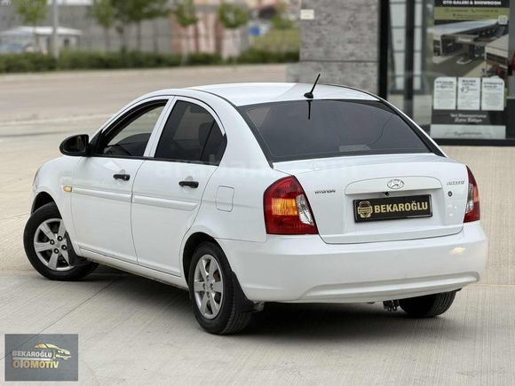 2010 MODEL ACCENT ERA 210BİN KM DE ÇOK TEMİZ ORJİNAL