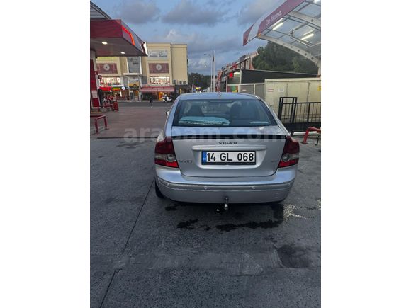 3. Sahibinden Volvo S40 1.6 D 2007 Model