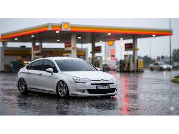 Sahibinden Citroen C5 1.6 e-HDi Confort 2013 Model  259.600 km Beyaz