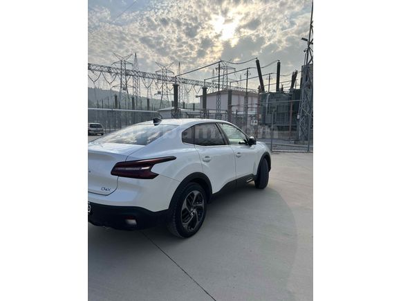 Sahibinden Citroen C4 X 1.2 PureTech Shine Bold 2022 Model Bursa
