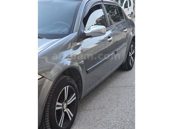 Sahibinden Renault Megane 1.4 Authentique 2005 Model