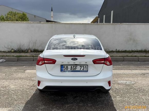 2024 Ford Focus Titanium Stil 1.5 Ecoblue Hatasız/Boyasız