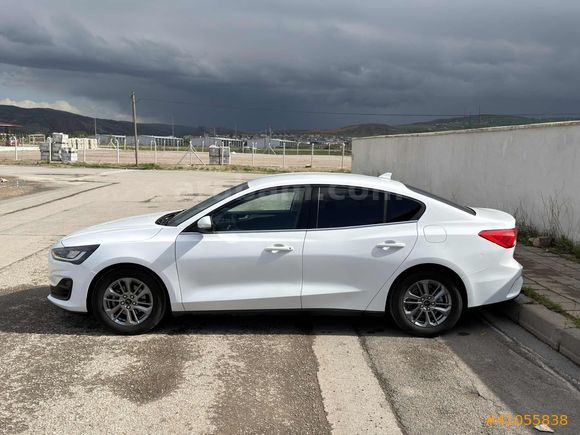 2024 Ford Focus Titanium Stil 1.5 Ecoblue Hatasız/Boyasız
