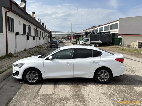 2024 Ford Focus Titanium Stil 1.5 Ecoblue Hatasız/Boyasız