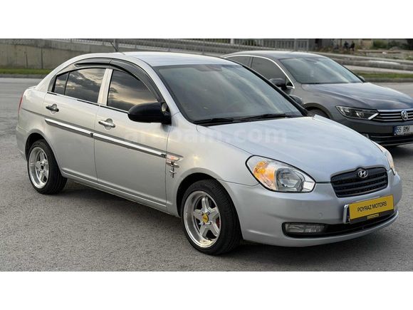 2010 MODEL HYUNDAİ ACCENT ERA 1.5CRDİ VGT SIFIR MOTOR BAKIMLI