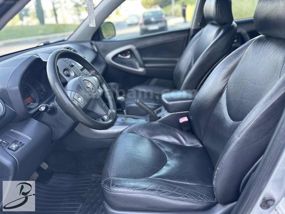 AUTO BEDİR'DEN 2006 MODEL OTOMATİK TOYOTA RAV4 380 BİN KM DE