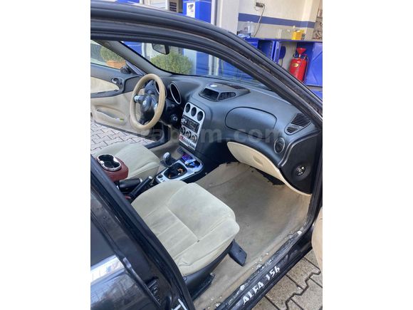 Sahibinden Alfa Romeo 156 1.6 TS Distinctive 2005 Model  