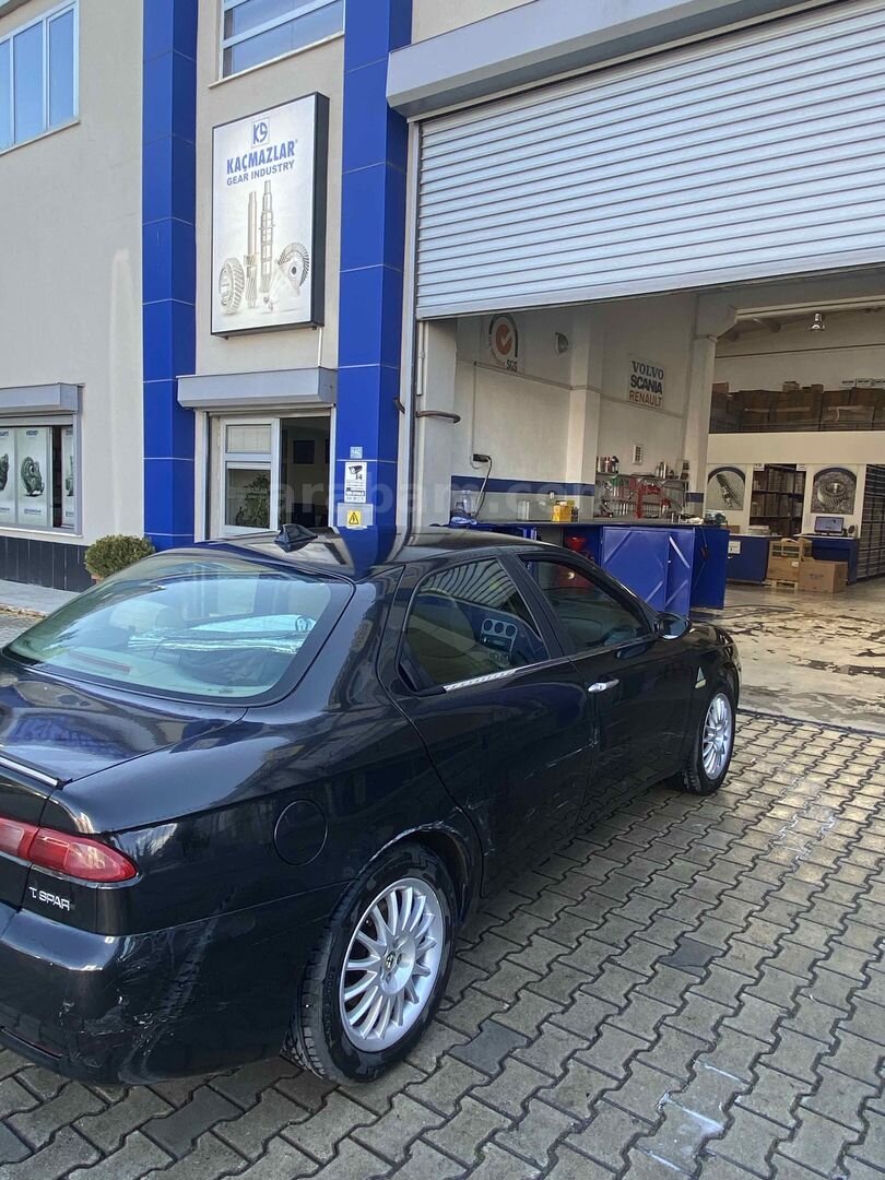 Sahibinden Alfa Romeo 156 1.6 TS Distinctive 2005 Model Konya 273.000 km Siyah 6