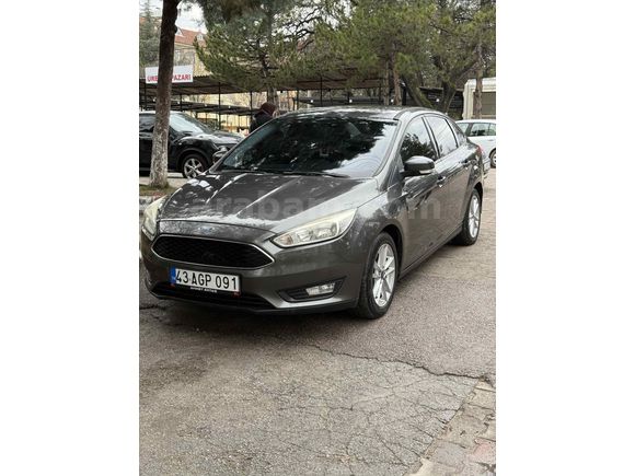 Sahibinden Ford Focus 1.6 Ti-VCT Trend X 2015 Model 