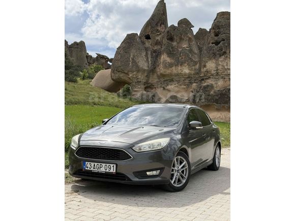 Sahibinden Ford Focus 1.6 Ti-VCT Trend X 2015 Model 