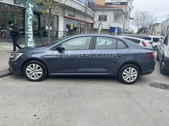 Sahibinden Renault Megane 1.3 TCe Touch 2025 Model 
