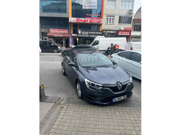 Sahibinden Renault Megane 1.3 TCe Touch 2025 Model 