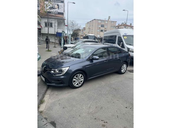 Sahibinden Renault Megane 1.3 TCe Touch 2025 Model 