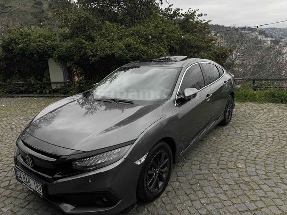 Sahibinden Honda Civic 1.5 i-VTEC Elegance 2020 Model 