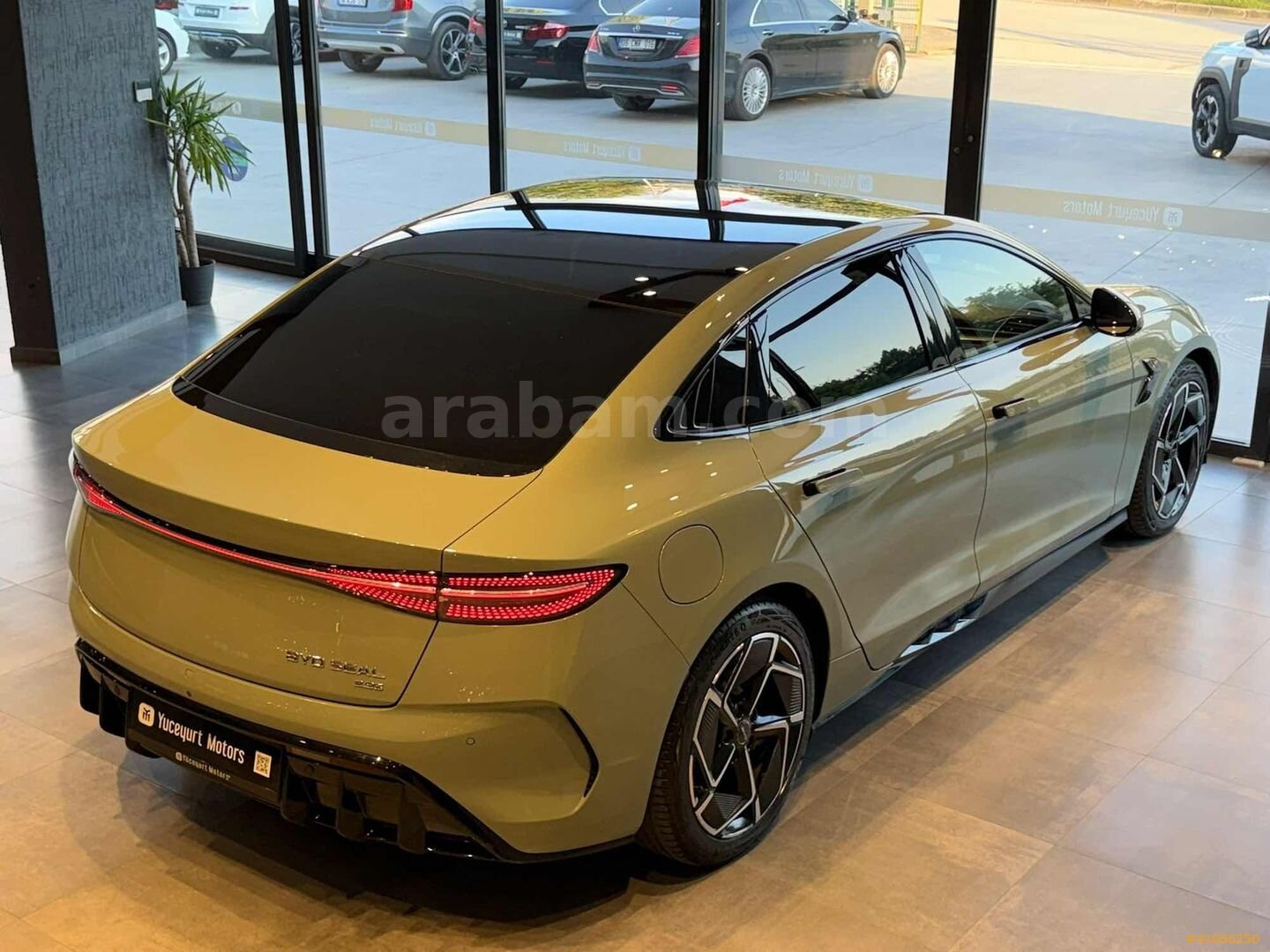 Galeriden BYD Seal Excellence 2025 Model Bursa 28.000 km Yeşil 7