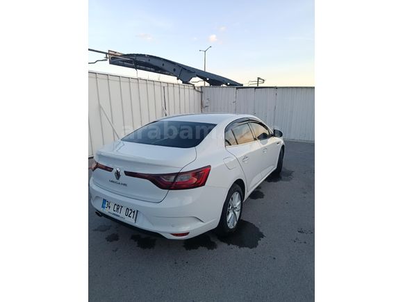 Sahibinden Renault Megane 1.5 Blue DCI Touch 2020 Model
