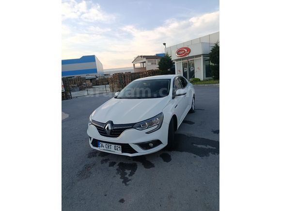 Sahibinden Renault Megane 1.5 Blue DCI Touch 2020 Model