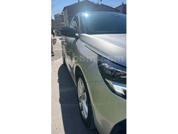 Sahibinden Opel Corsa 1.2 T Elegance 2023 Model 