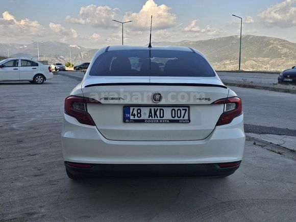 SAHİBİNDEN TEMİZ BAKIMLI AİLE ARACI