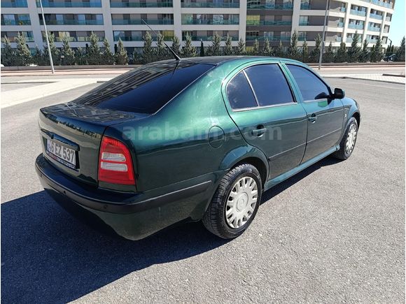 Skoda Octavia 1.6 Elegance 2001 Benzin/Lpg