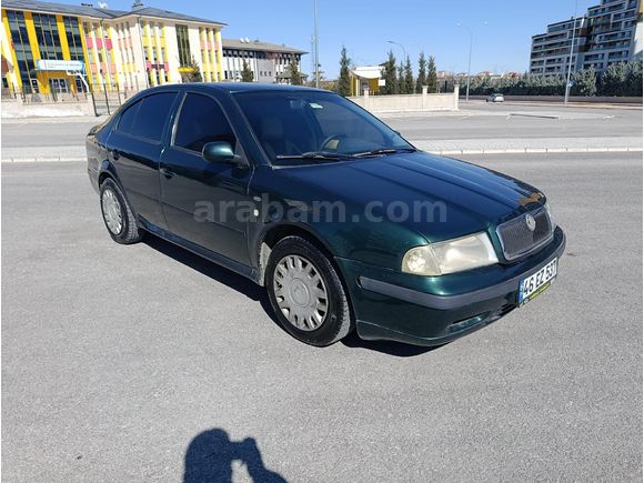Skoda Octavia 1.6 Elegance 2001 Benzin/Lpg