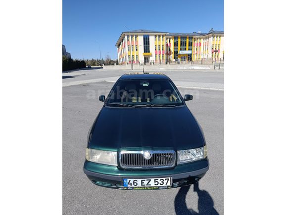 Skoda Octavia 1.6 Elegance 2001 Benzin/Lpg