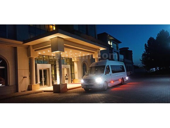 Rent-a-car'dan Mercedes - Benz Sprinter Minibüs İzmir