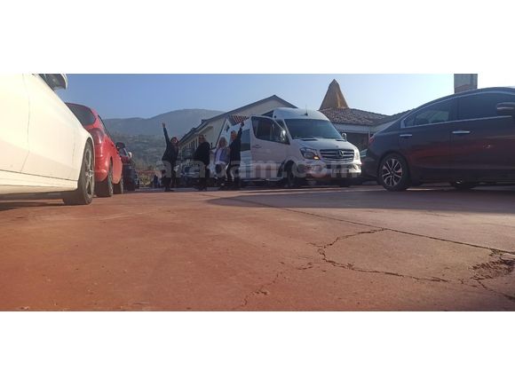 Rent-a-car'dan Mercedes - Benz Sprinter Minibüs İzmir