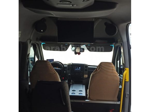 Rent-a-car'dan Mercedes - Benz Sprinter Minibüs İzmir