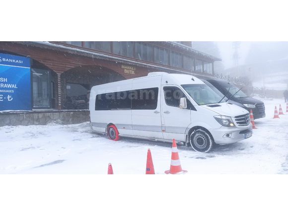 Rent-a-car'dan Mercedes - Benz Sprinter Minibüs İzmir