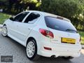 100.000 Km Tavan Kaput Boyasız Tertemiz Araç