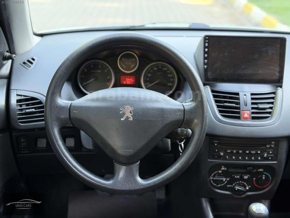 100.000 Km Tavan Kaput Boyasız Tertemiz Araç