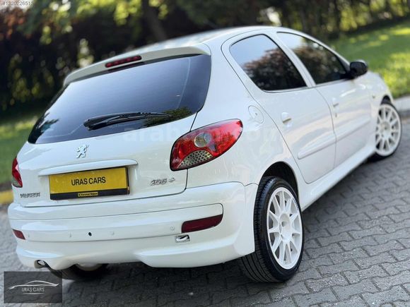 100.000 Km Tavan Kaput Boyasız Tertemiz Araç