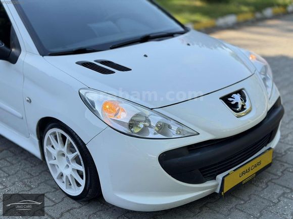 100.000 Km Tavan Kaput Boyasız Tertemiz Araç